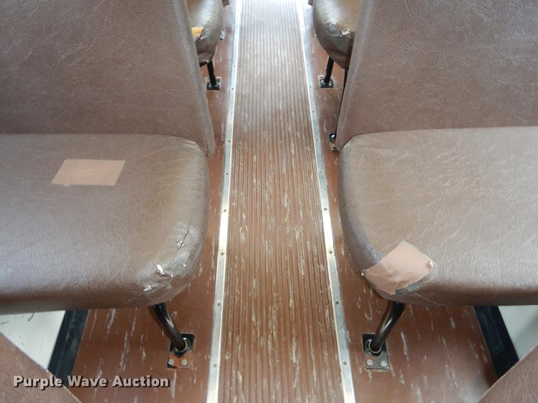 image for item DB8392 1999 International 3800 Am Tran school bus