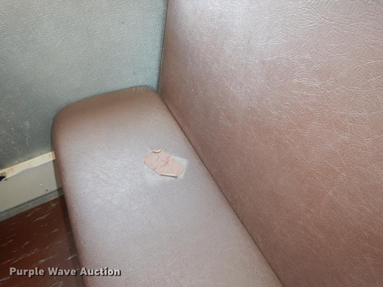 image for item DB8392 1999 International 3800 Am Tran school bus