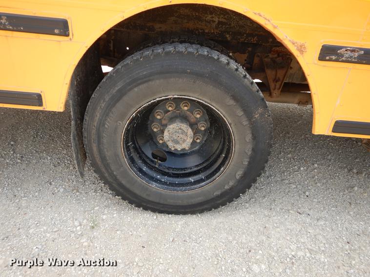 image for item DB8392 1999 International 3800 Am Tran school bus