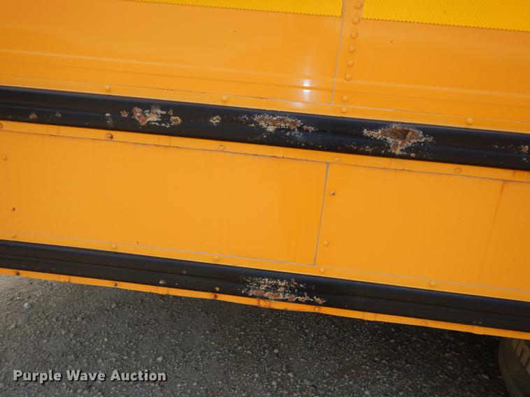 image for item DB8392 1999 International 3800 Am Tran school bus