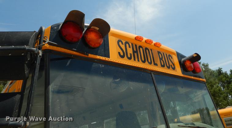 image for item DB8393 2001 International 3800 ATC school bus