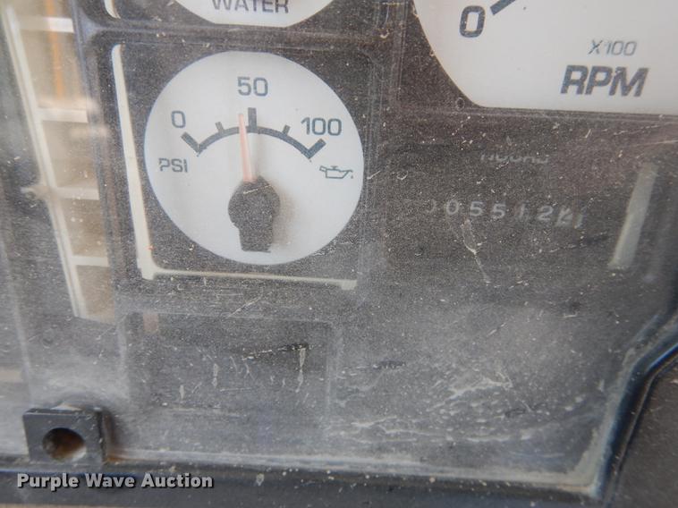 image for item DB8393 2001 International 3800 ATC school bus