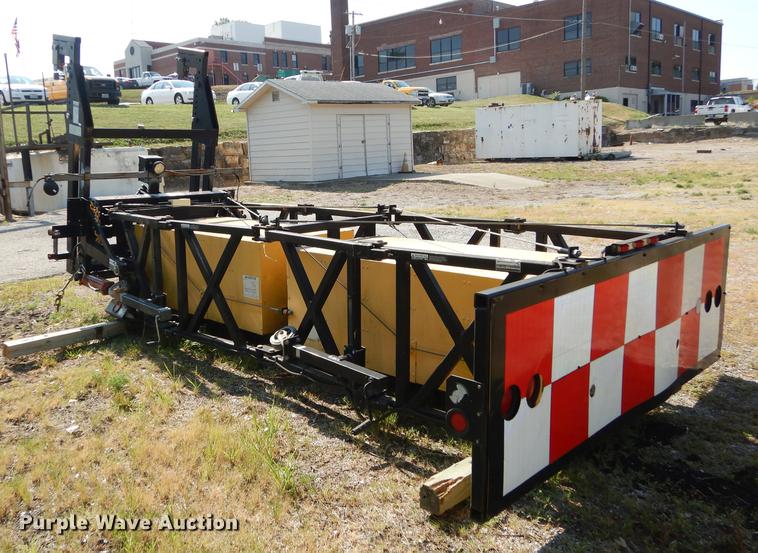 image for item DB8403 Energy Absorption Systems crash attenuator