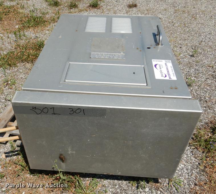 image for item DB8439 Traffic control box