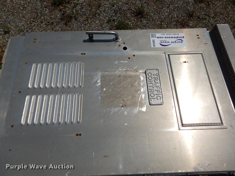 image for item DB8439 Traffic control box