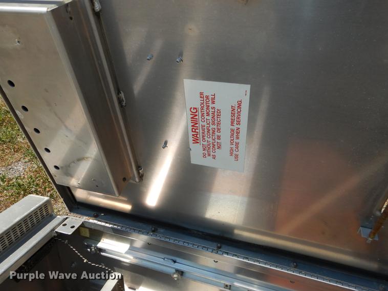 image for item DB8439 Traffic control box