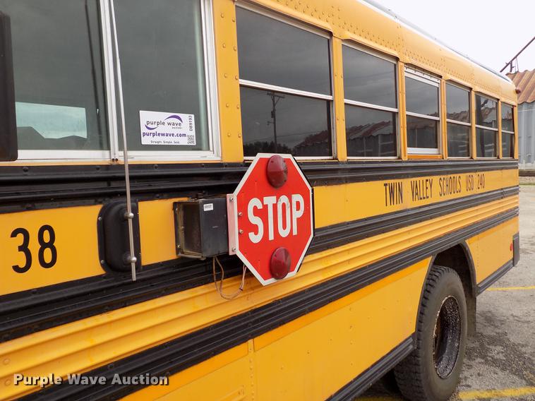 image for item DB9193 1998 International 3800 Bluebird school bus