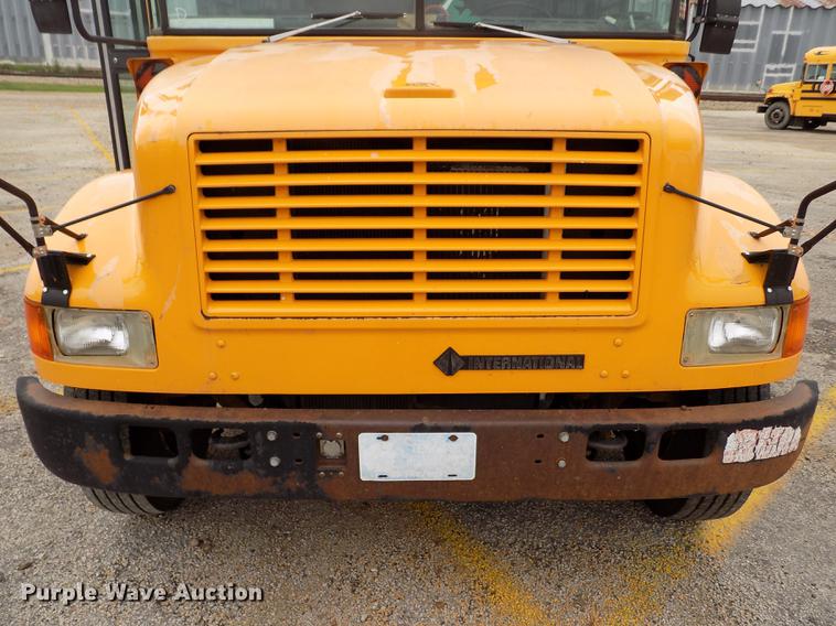 image for item DB9193 1998 International 3800 Bluebird school bus