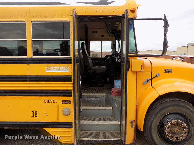 image for item DB9193 1998 International 3800 Bluebird school bus