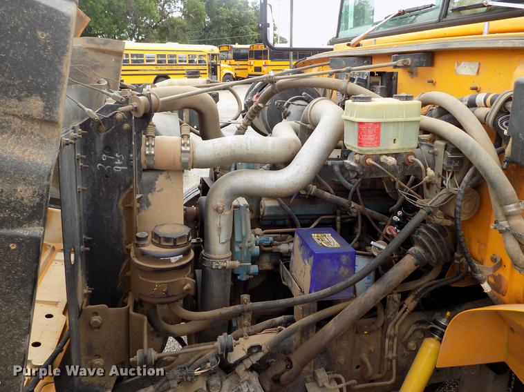 image for item DB9193 1998 International 3800 Bluebird school bus