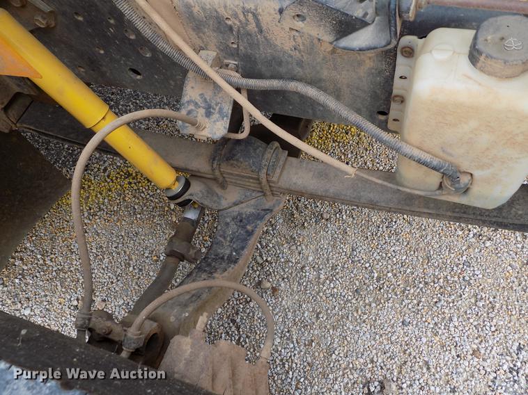 image for item DB9193 1998 International 3800 Bluebird school bus