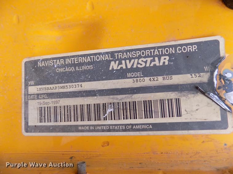 image for item DB9193 1998 International 3800 Bluebird school bus