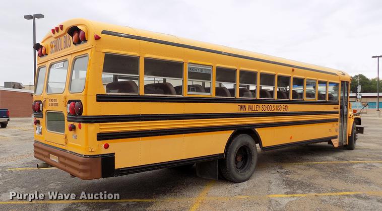 image for item DB9194 2000 Chevrolet B7 Bluebird school bus