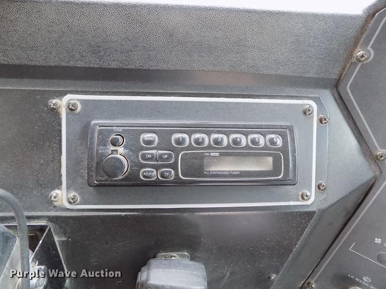 image for item DB9194 2000 Chevrolet B7 Bluebird school bus