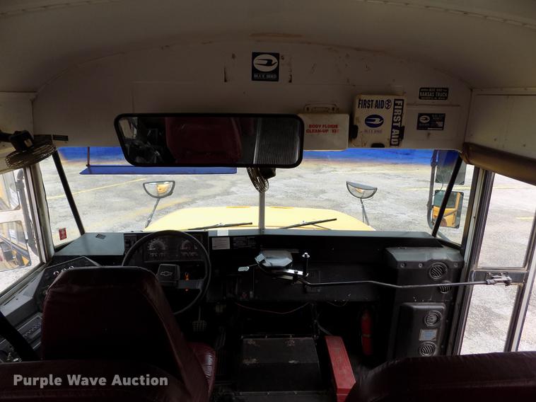 image for item DB9194 2000 Chevrolet B7 Bluebird school bus