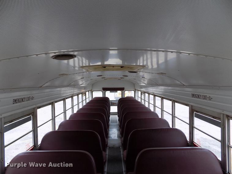 image for item DB9194 2000 Chevrolet B7 Bluebird school bus