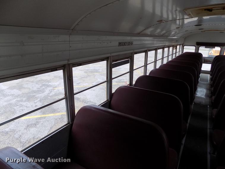 image for item DB9194 2000 Chevrolet B7 Bluebird school bus