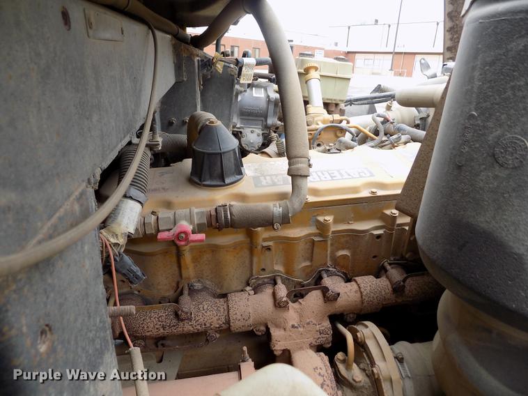 image for item DB9194 2000 Chevrolet B7 Bluebird school bus