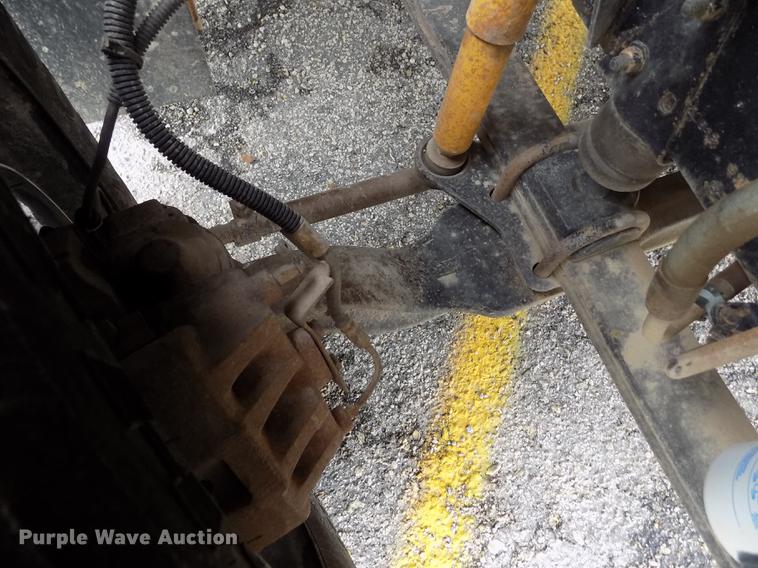 image for item DB9194 2000 Chevrolet B7 Bluebird school bus