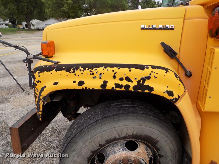 image for item DB9194 2000 Chevrolet B7 Bluebird school bus
