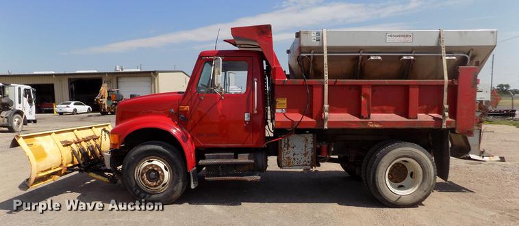 image for item DB9201 1992 International 4700 dump truck