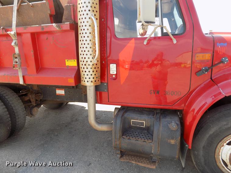 image for item DB9201 1992 International 4700 dump truck