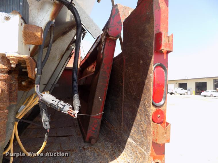 image for item DB9201 1992 International 4700 dump truck