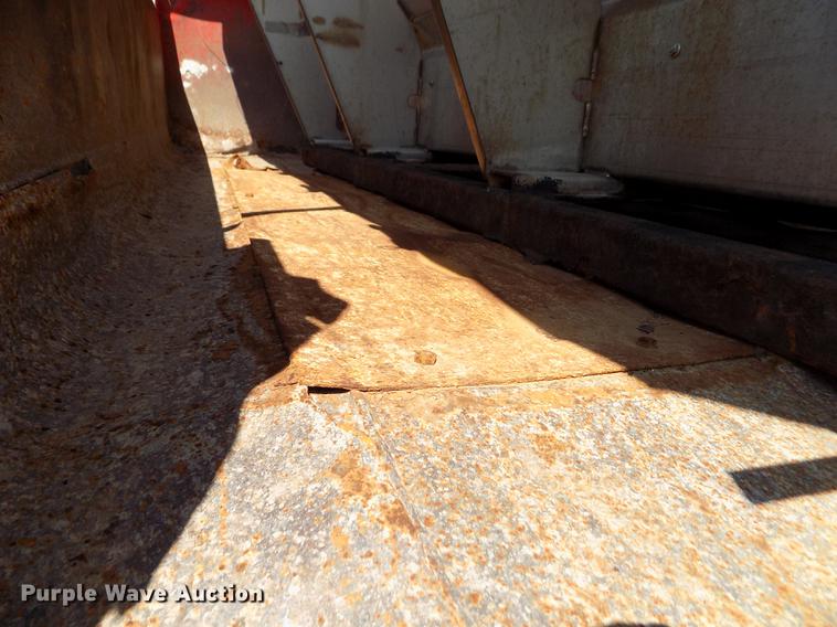 image for item DB9201 1992 International 4700 dump truck