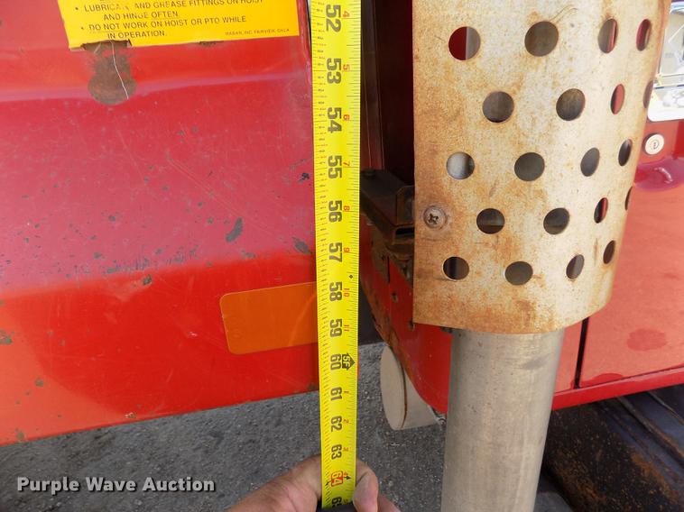 image for item DB9201 1992 International 4700 dump truck