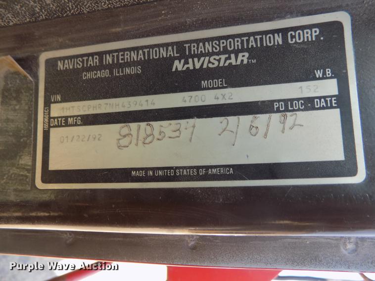 image for item DB9201 1992 International 4700 dump truck