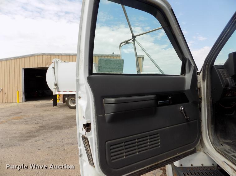 image for item DB9202 1997 Chevrolet C8500 dump truck