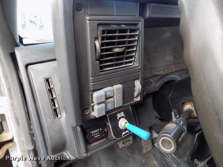 image for item DB9202 1997 Chevrolet C8500 dump truck