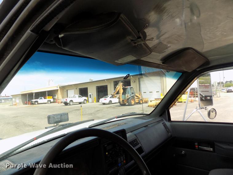 image for item DB9202 1997 Chevrolet C8500 dump truck