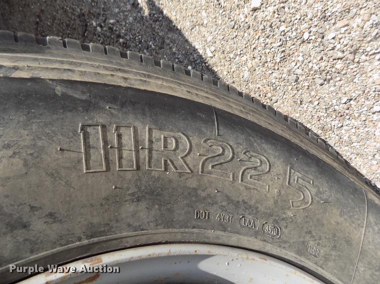 image for item DB9202 1997 Chevrolet C8500 dump truck