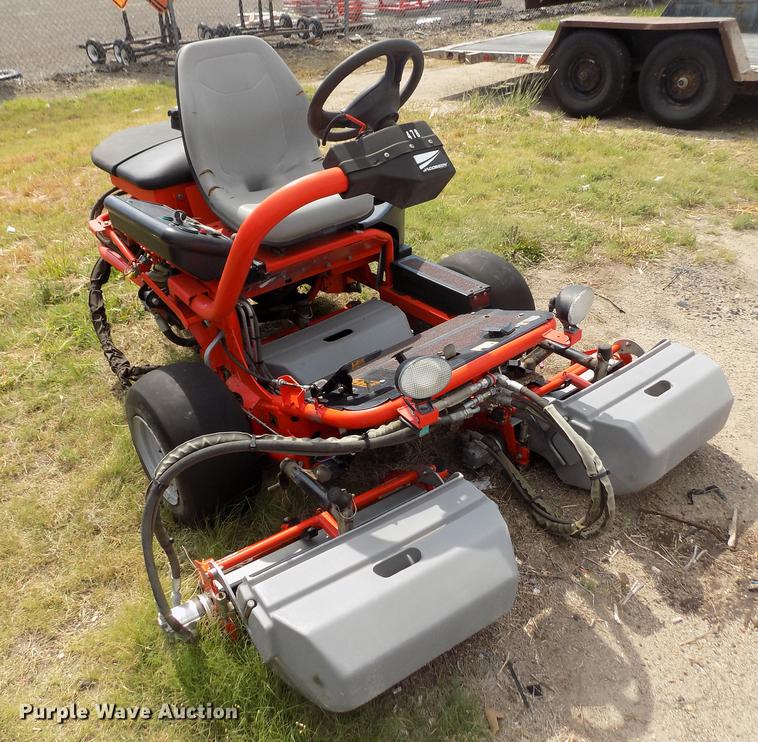 image for item DB9203 2008 Jacobsen G-Plex III Petrol greens mower