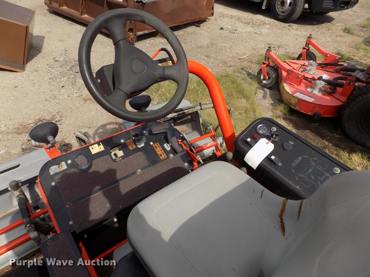 image for item DB9203 2008 Jacobsen G-Plex III Petrol greens mower