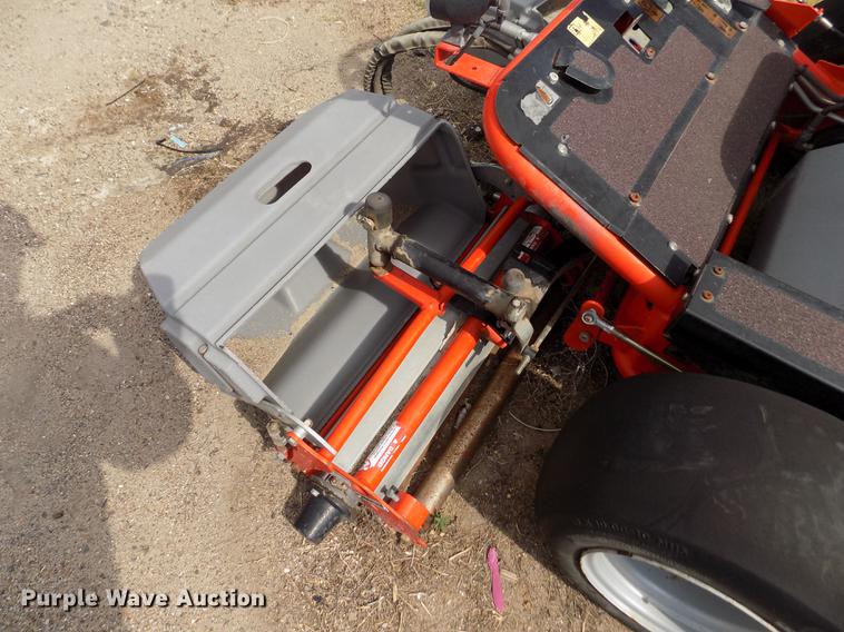 image for item DB9203 2008 Jacobsen G-Plex III Petrol greens mower