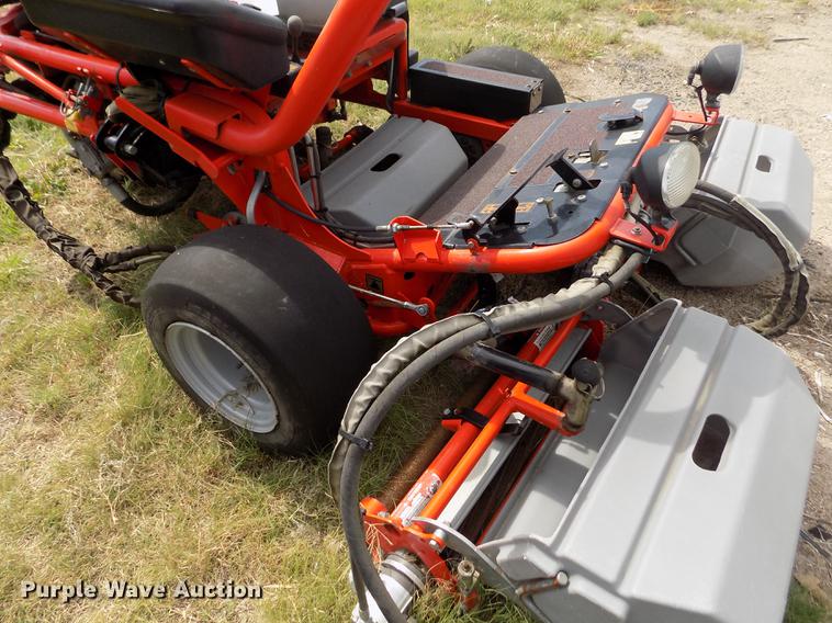 image for item DB9203 2008 Jacobsen G-Plex III Petrol greens mower