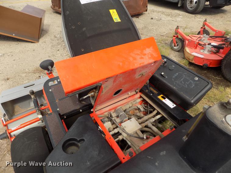 image for item DB9203 2008 Jacobsen G-Plex III Petrol greens mower