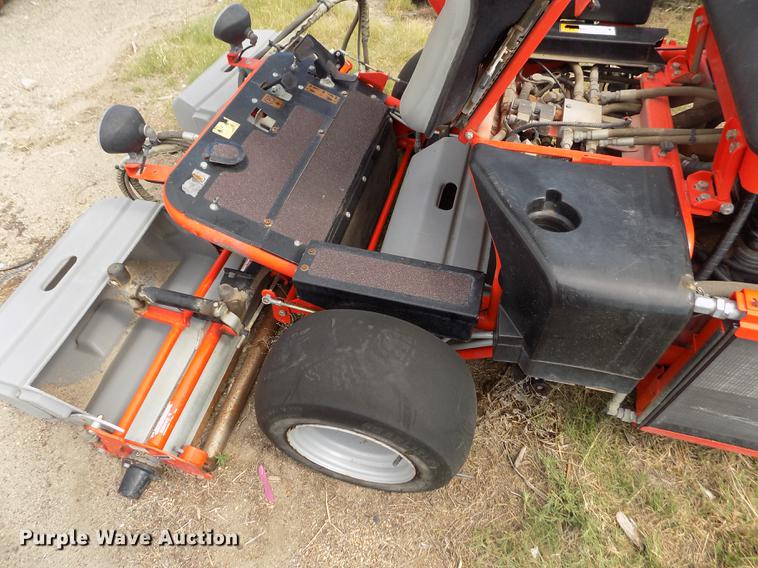 image for item DB9203 2008 Jacobsen G-Plex III Petrol greens mower