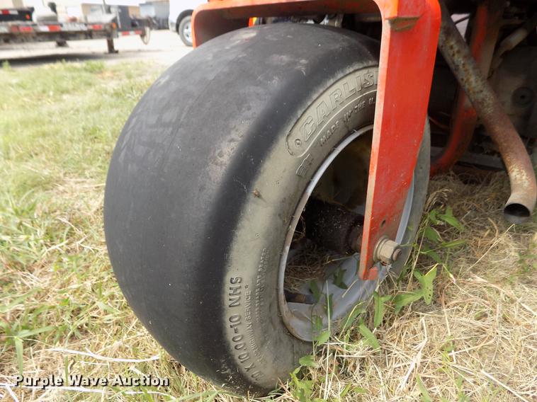 image for item DB9203 2008 Jacobsen G-Plex III Petrol greens mower