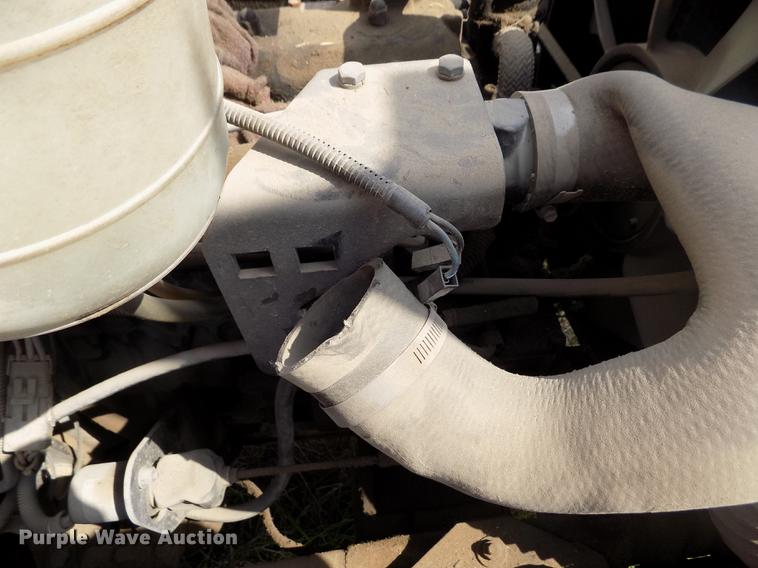 image for item DB9205 2000 Jacobsen Textron HR-5111 lawn mower