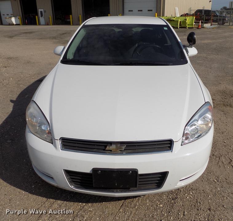 image for item DB9206 2011 Chevrolet Impala Police Cruiser
