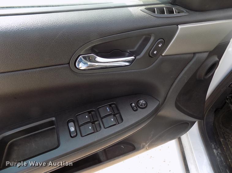 image for item DB9206 2011 Chevrolet Impala Police Cruiser