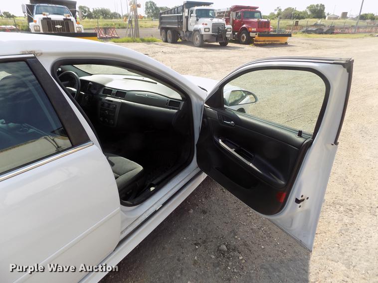 image for item DB9206 2011 Chevrolet Impala Police Cruiser