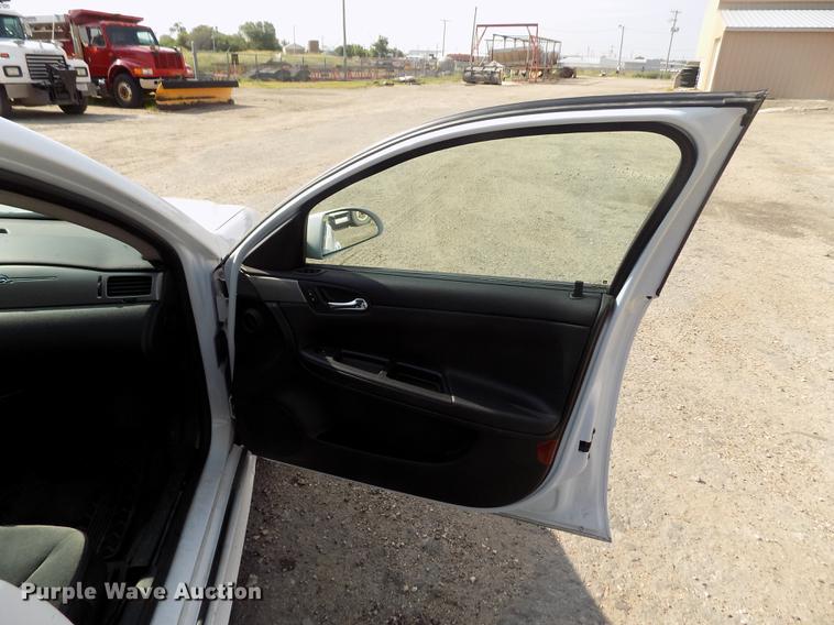 image for item DB9206 2011 Chevrolet Impala Police Cruiser