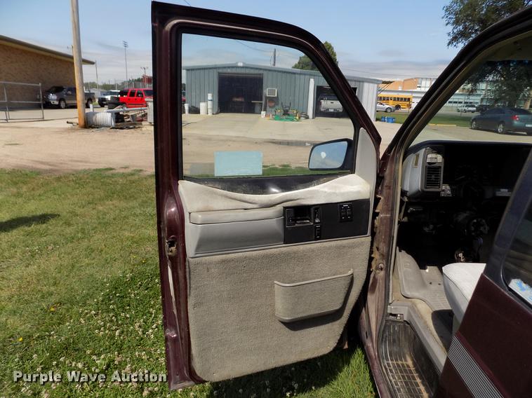 image for item DB9236 1993 Chevrolet Astro van