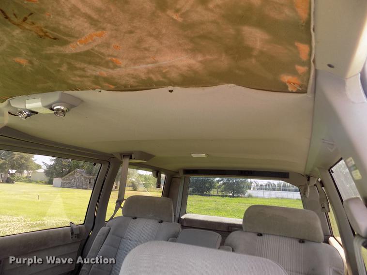 image for item DB9236 1993 Chevrolet Astro van