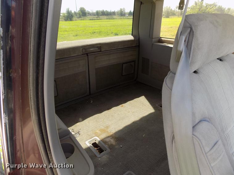 image for item DB9236 1993 Chevrolet Astro van