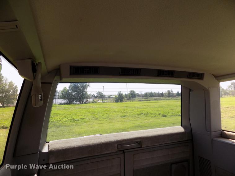 image for item DB9236 1993 Chevrolet Astro van